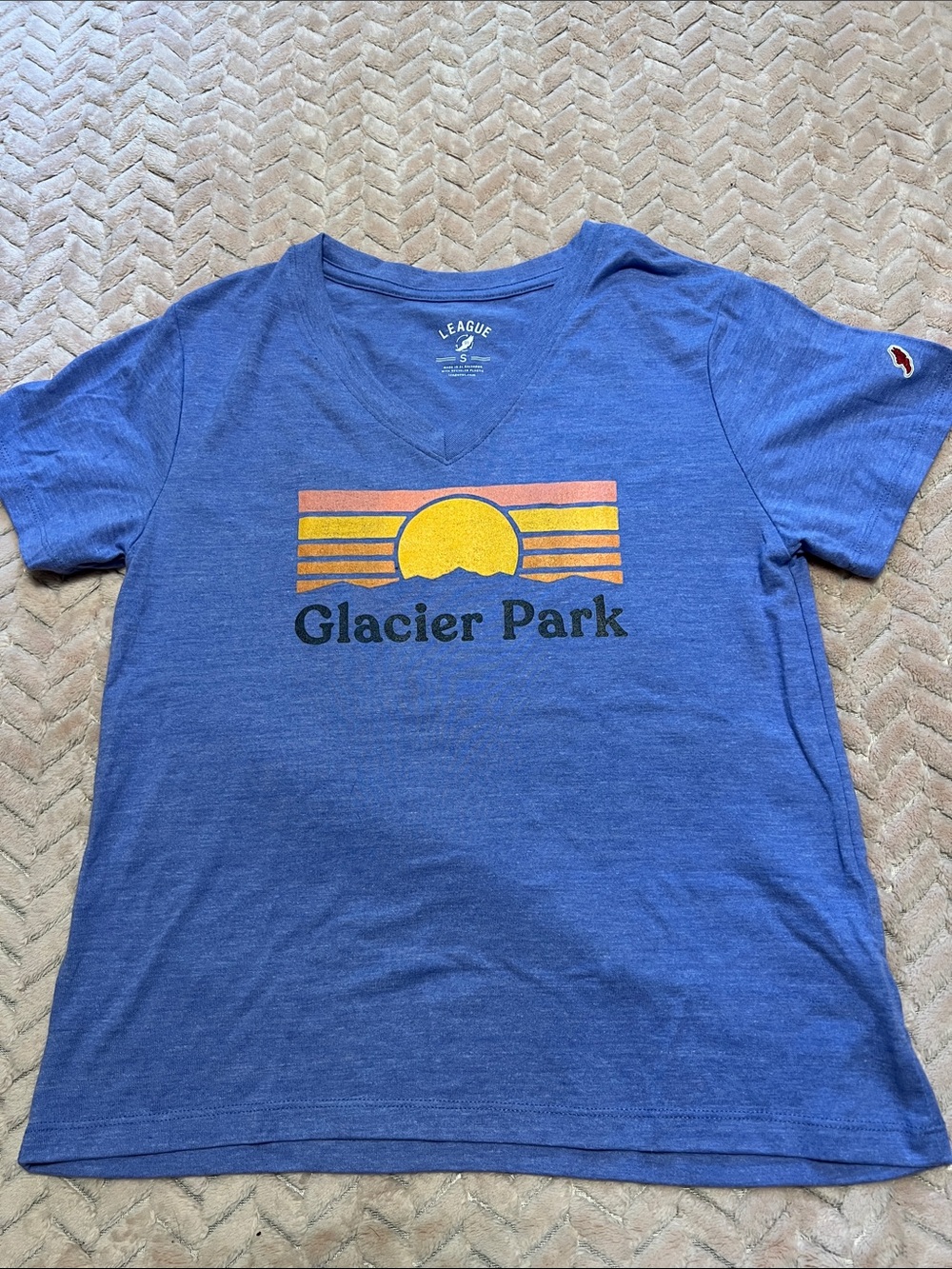 Glacier Park women’s purple  V-Neck Graphic Tee by League